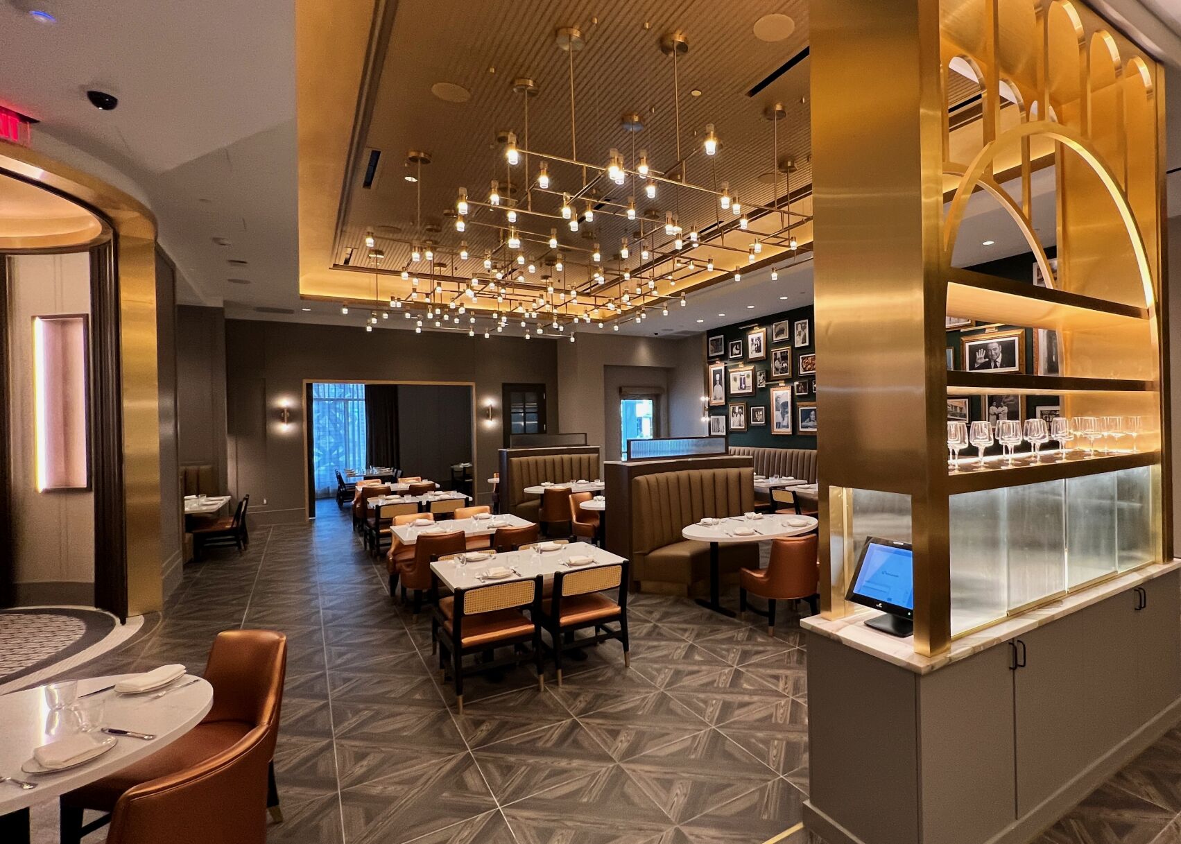 brasserie dining room